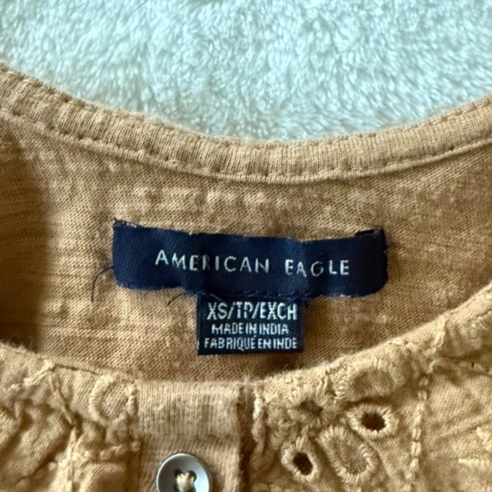American Eagle Eyelet Ruffle Button Front Top Xs - image 3